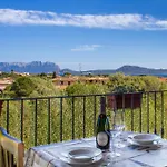 Rovo House, Pittulongu, Olbia, Sardinia بيت للعطل *