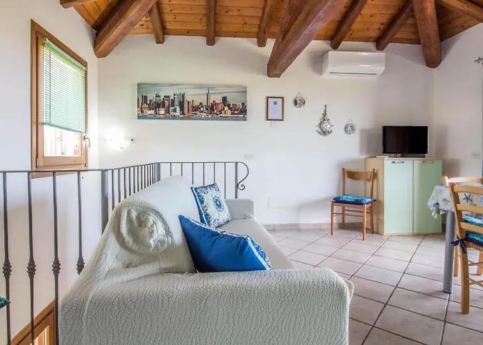 Rovo House, Pittulongu, Olbia, Sardinia Feriehus *