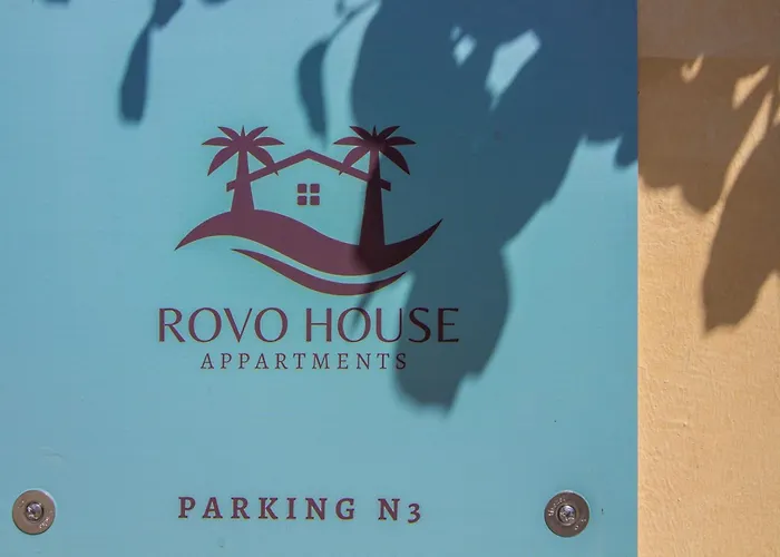 Rovo House, Pittulongu, Olbia, Sardinia Feriehus *