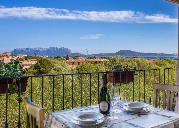 Rovo House, Pittulongu, Olbia, Sardinia Prázdninový dům *